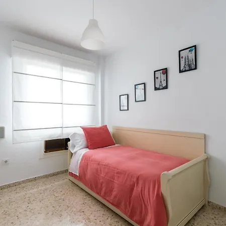 公寓 Behouse Mairena 梅里那德奥拉菲